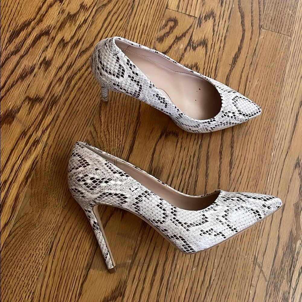 BCBGeneration Snake Pumps - donated - Picture 5 of 11